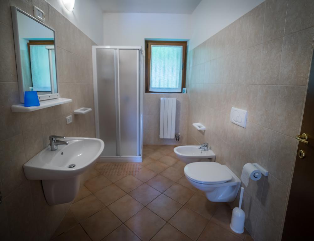 Casa Al Portico Lejlighed Pieve di Ledro Eksteriør billede
